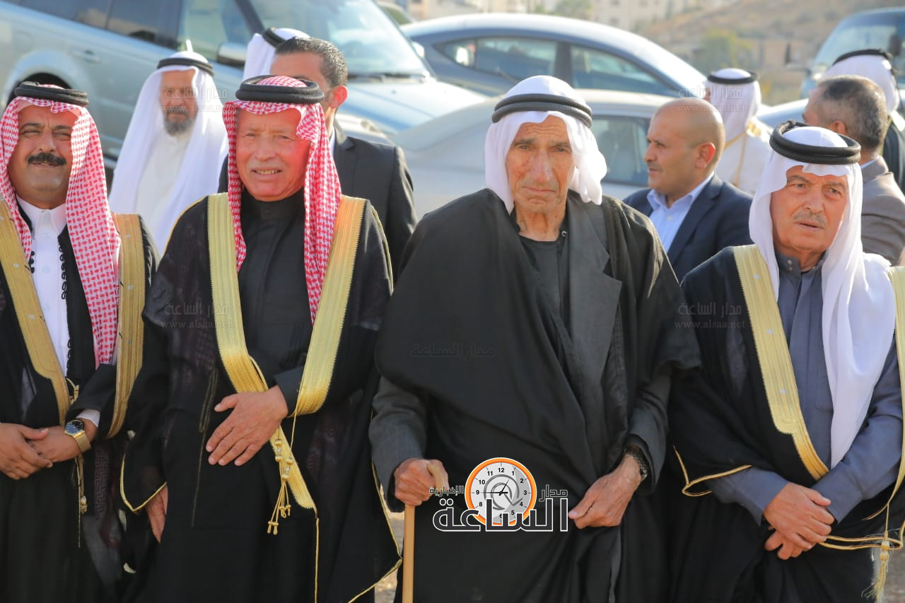 Madar Al-Saa Images 0.6954488307960973