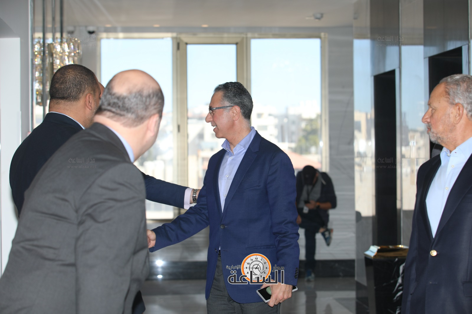 Madar Al-Saa Images 0.9958594397573131