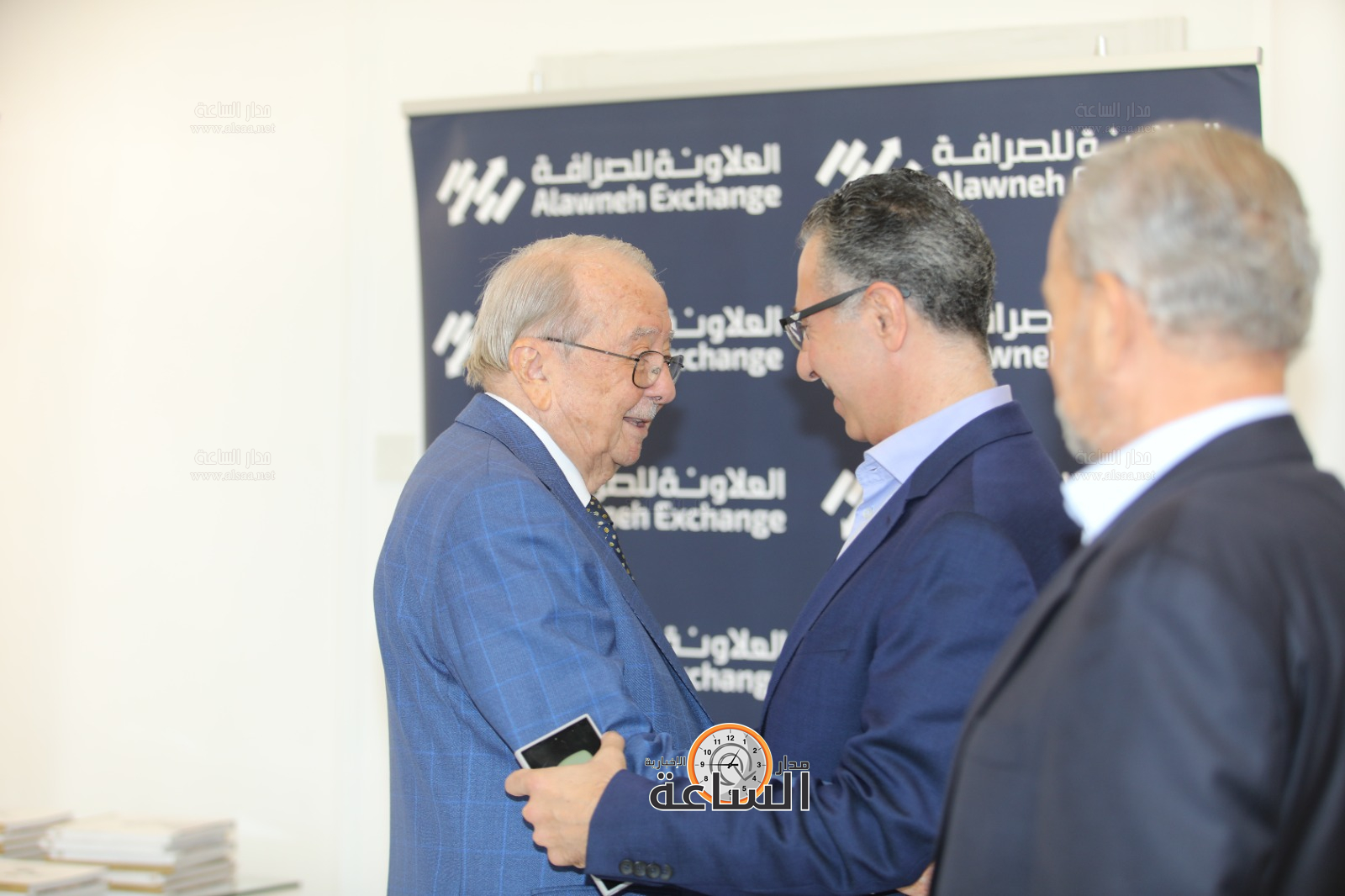 Madar Al-Saa Images 0.272794333744373