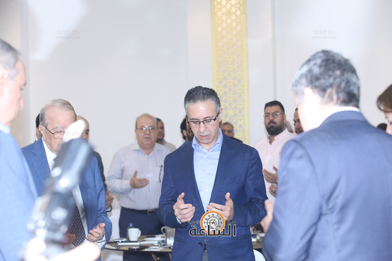 Madar Al-Saa Images 0.035052829695259025