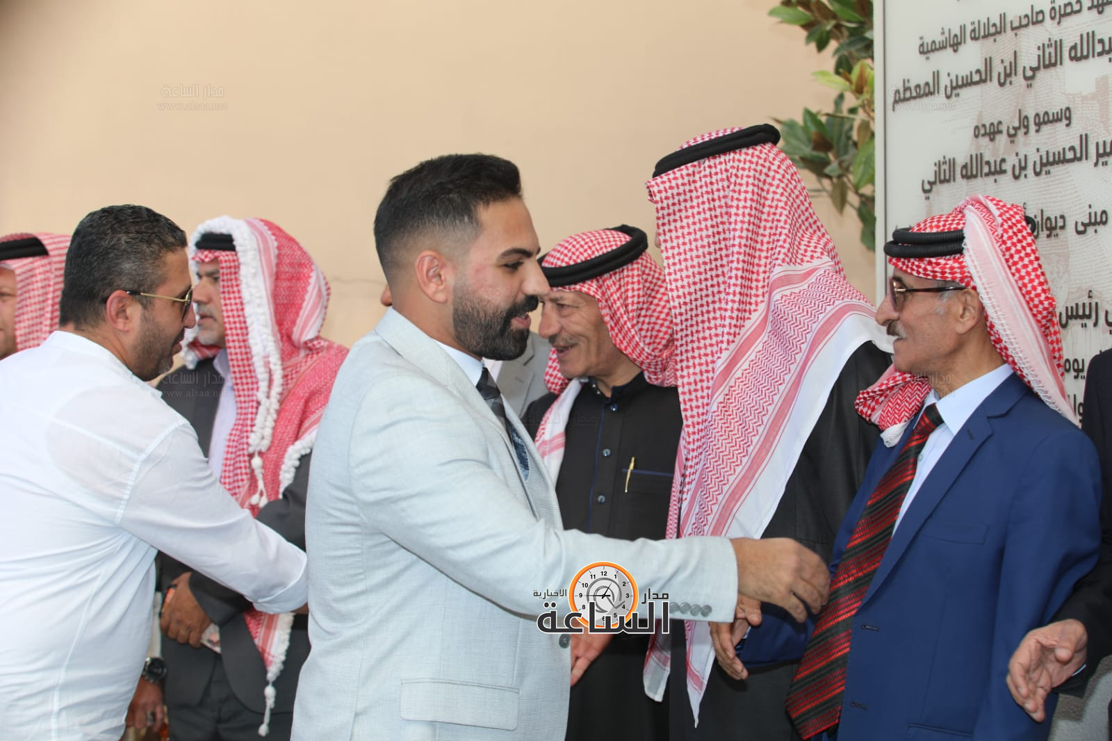 Madar Al-Saa Images 0.26280525064310645