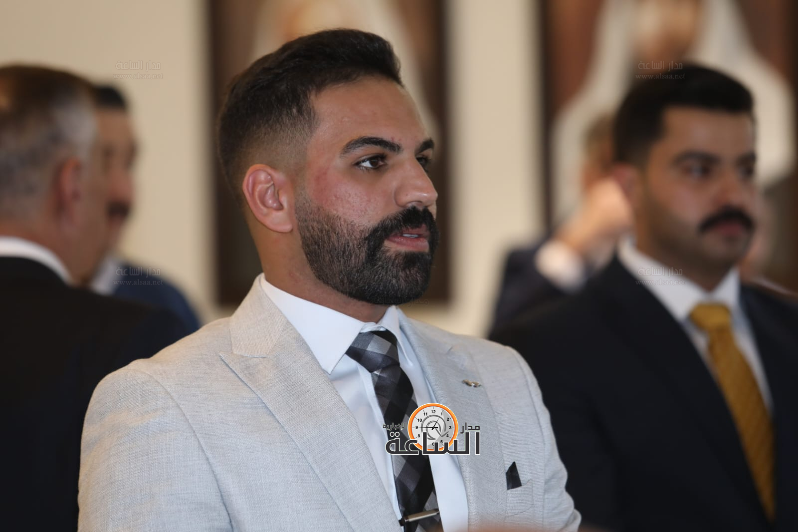 Madar Al-Saa Images 0.874425937417338