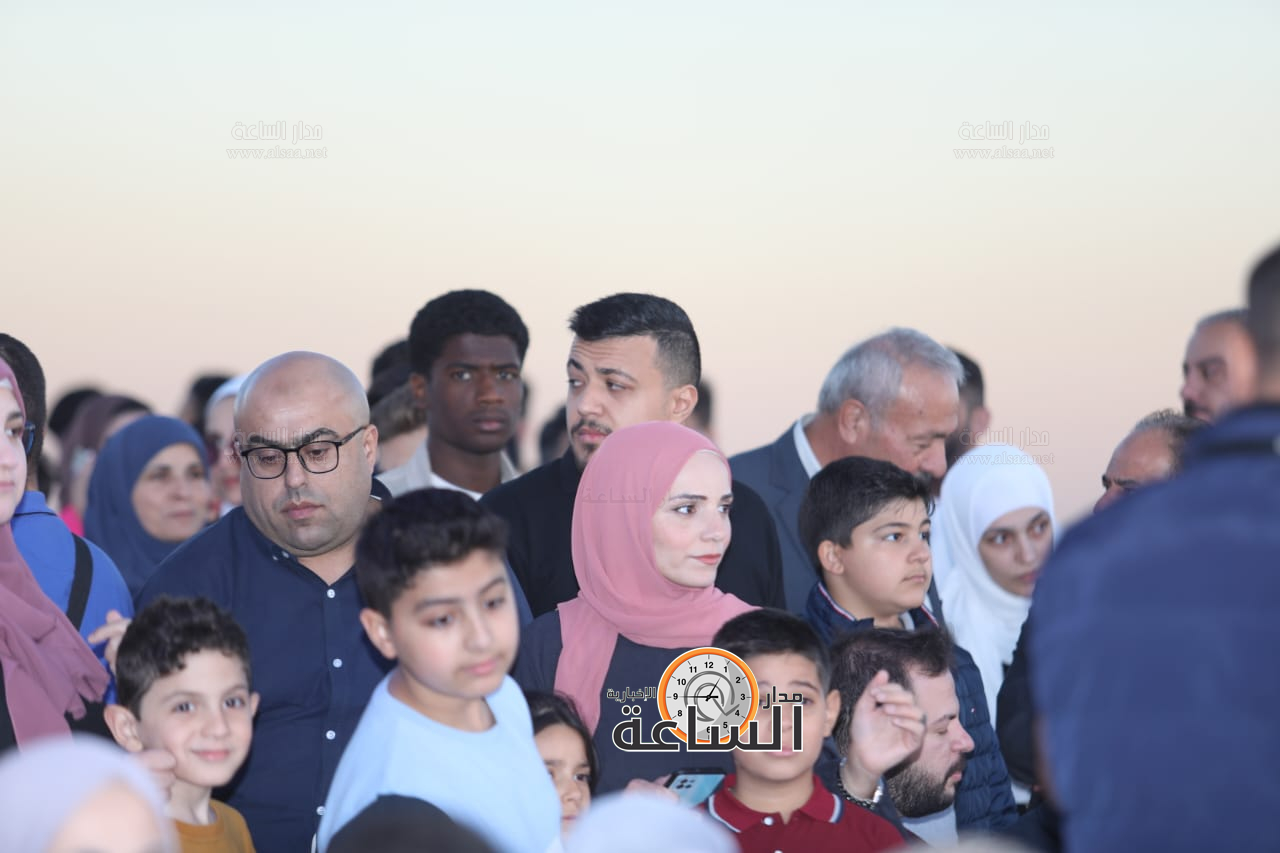 Madar Al-Saa Images 0.4951519750620266