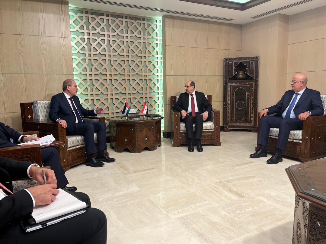 Madar Al-Saa Images 0.39016748664063194