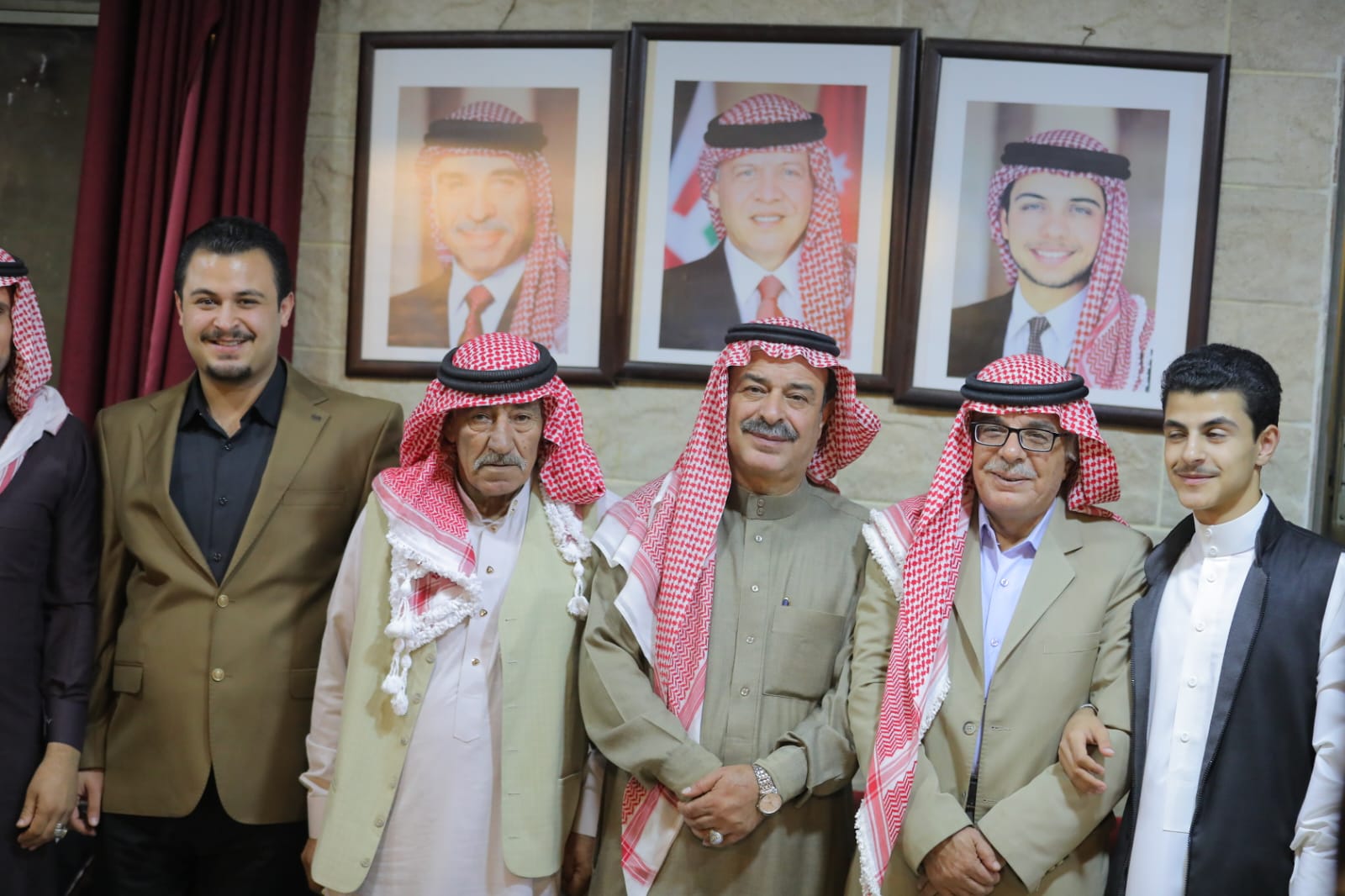 Madar Al-Saa Images 0.23535233202101713