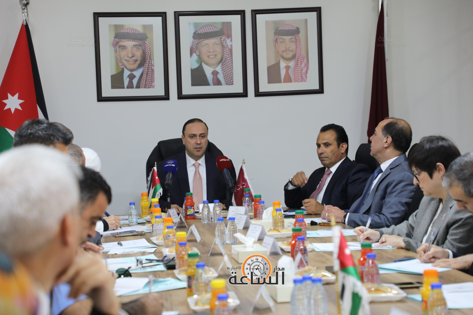 Madar Al-Saa Images 0.7207288428690581