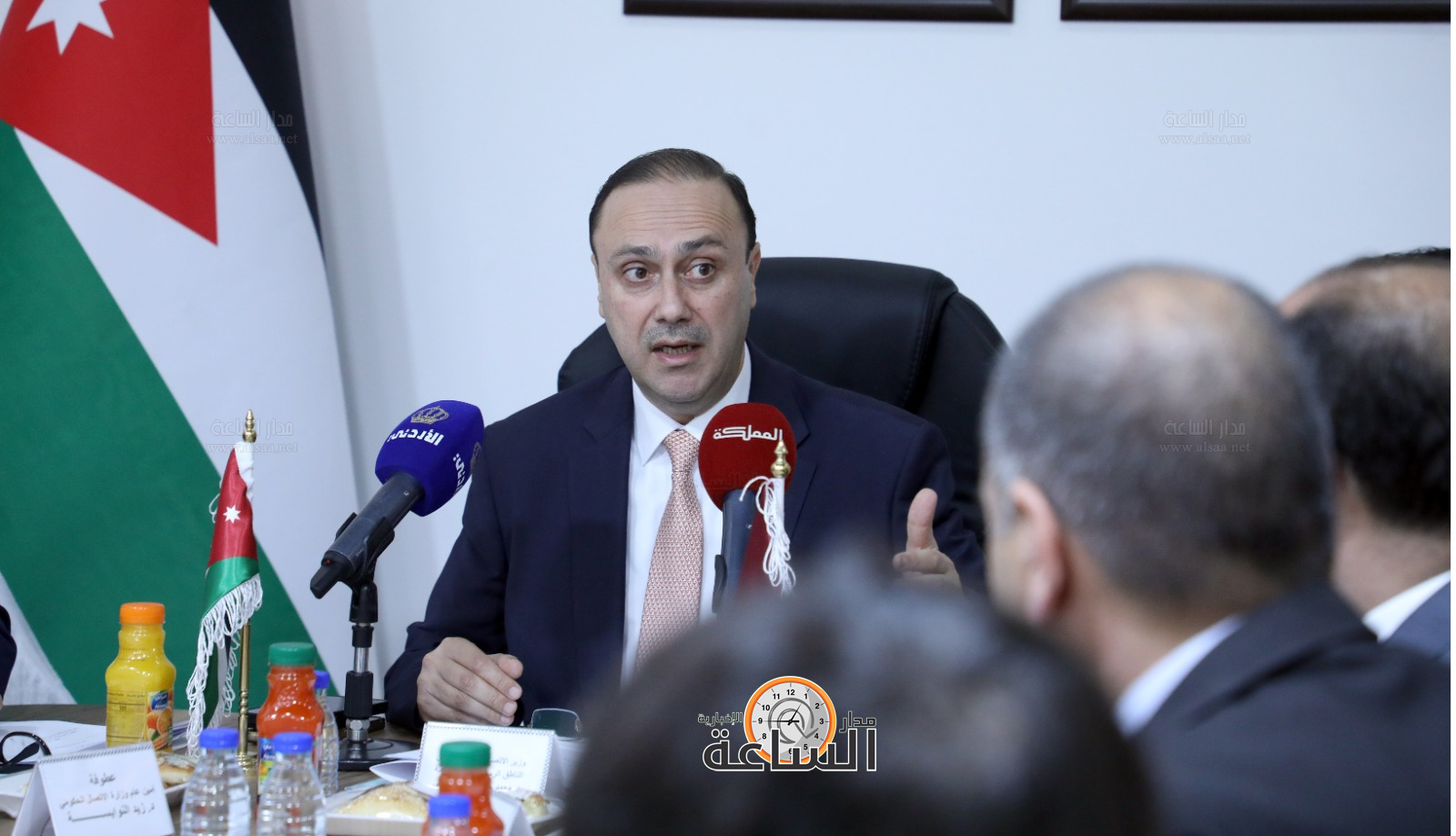 Madar Al-Saa Images 0.8238031449814907