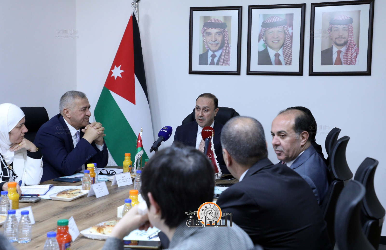 Madar Al-Saa Images 0.7597430744504823