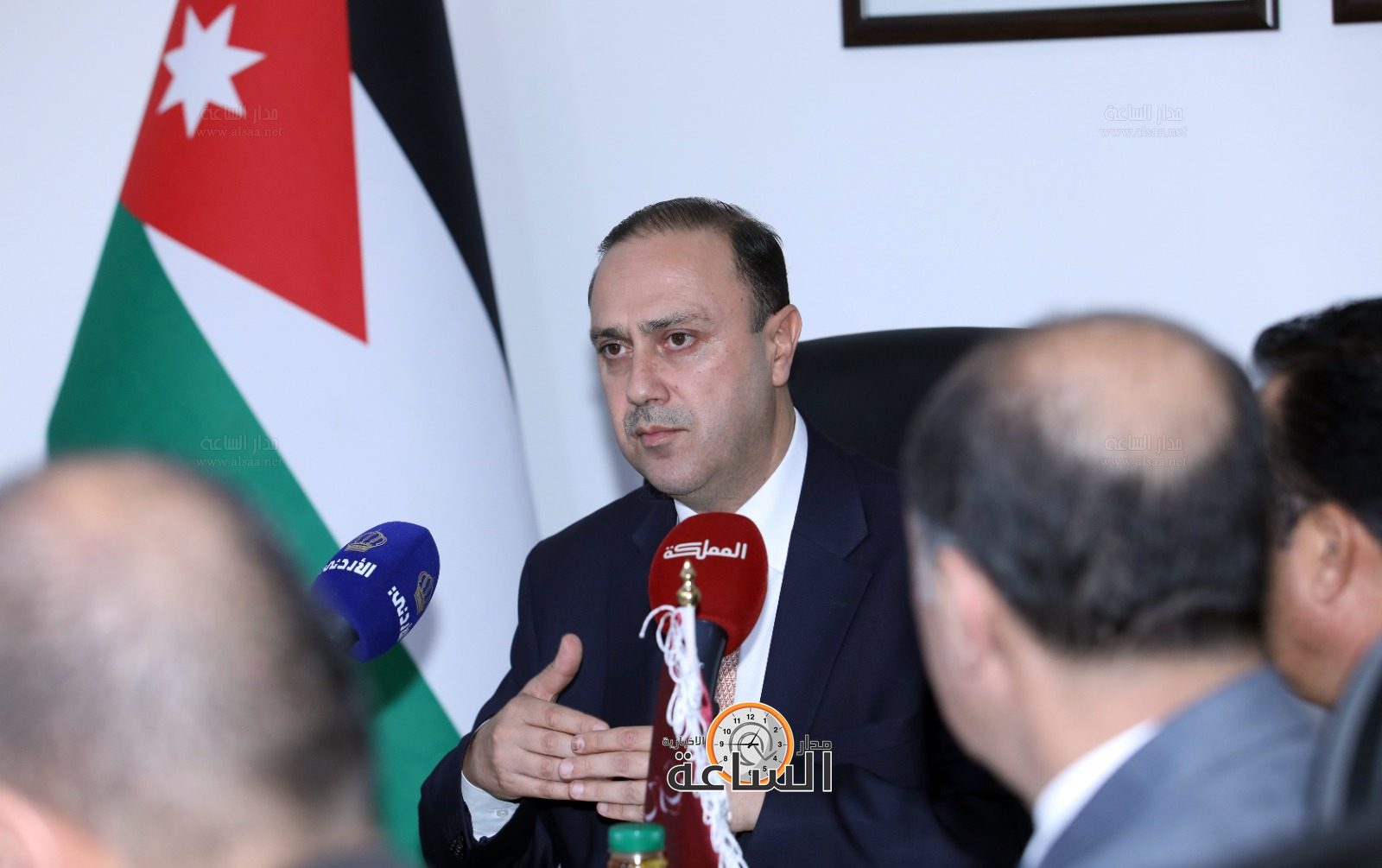 Madar Al-Saa Images 0.5112752137358374