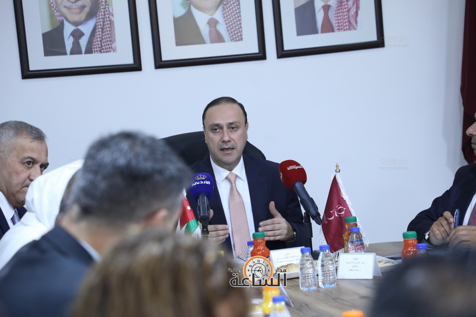 Madar Al-Saa Images 0.22699833794243784