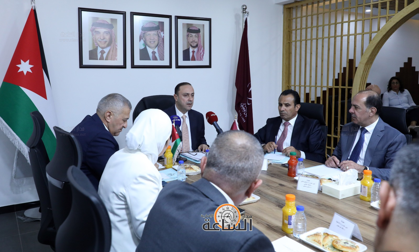 Madar Al-Saa Images 0.8859302424168549