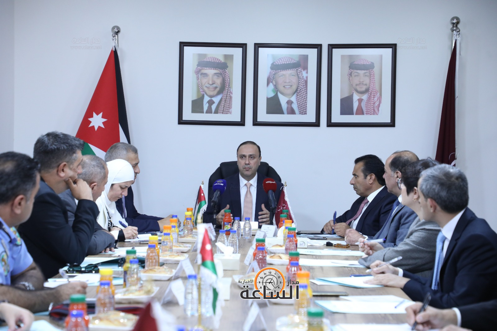 Madar Al-Saa Images 0.4095596753421167