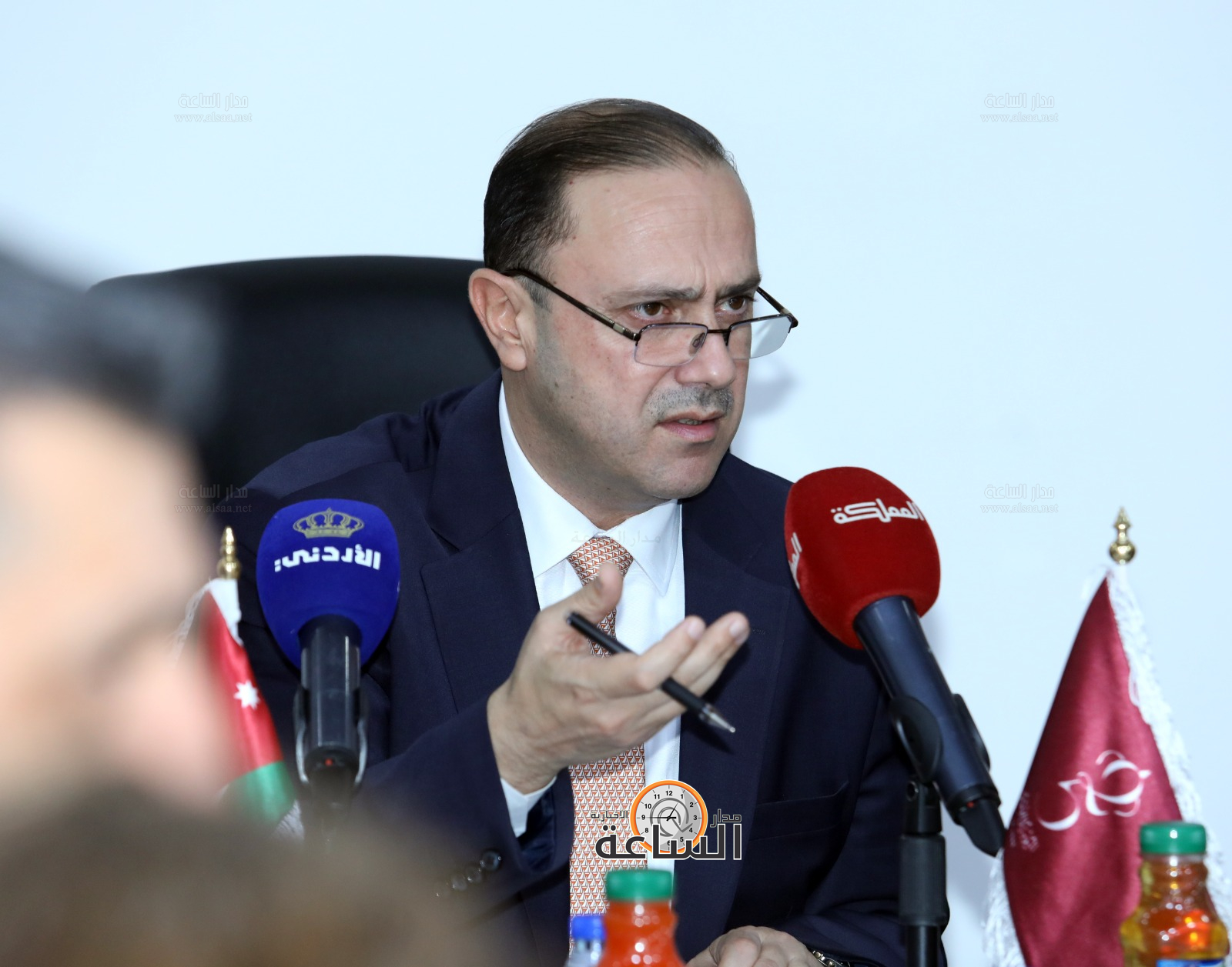 Madar Al-Saa Images 0.1177016964065345