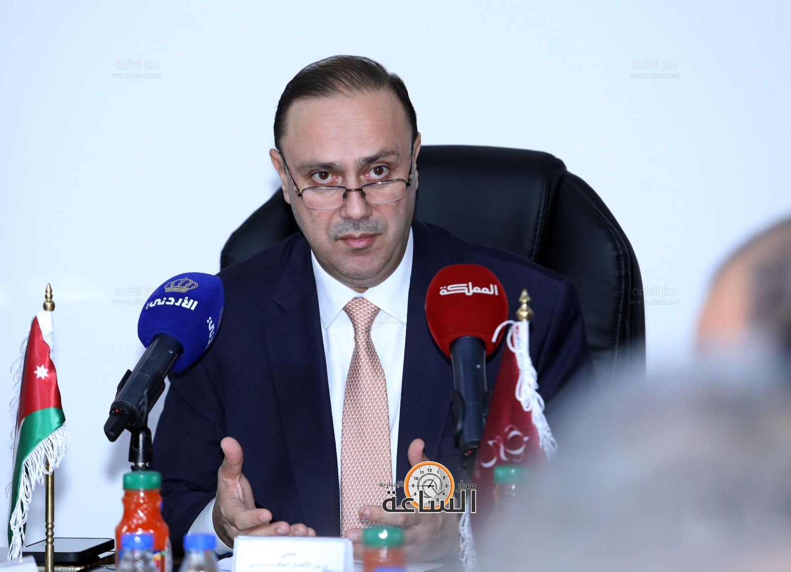 Madar Al-Saa Images 0.7374440141470933