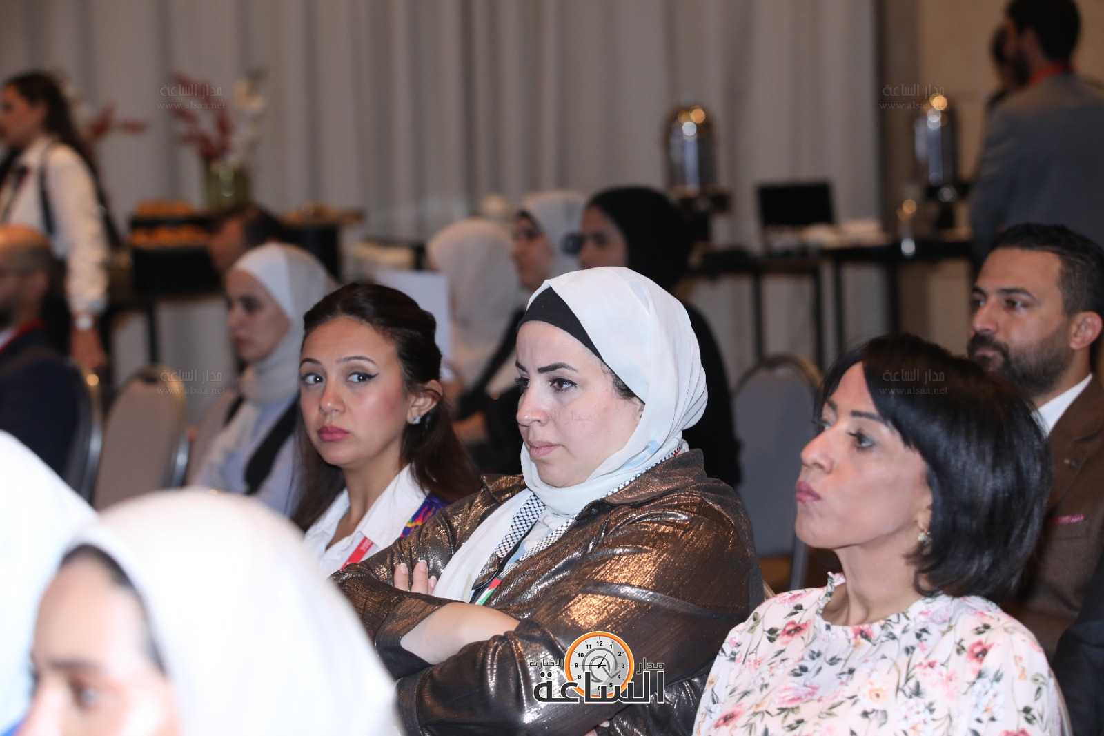 Madar Al-Saa Images 0.3723831731260041