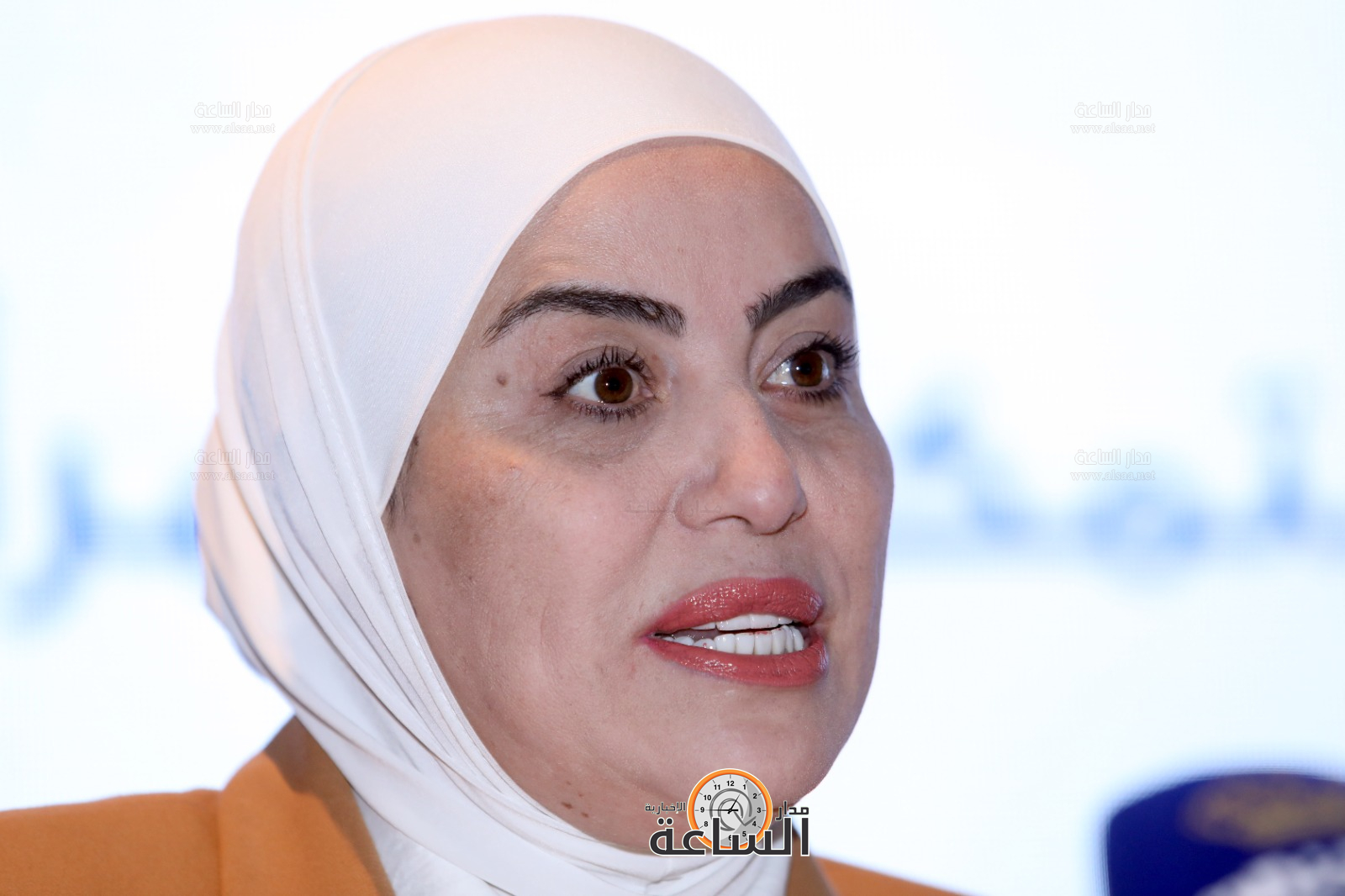 Madar Al-Saa Images 0.7970001932949424