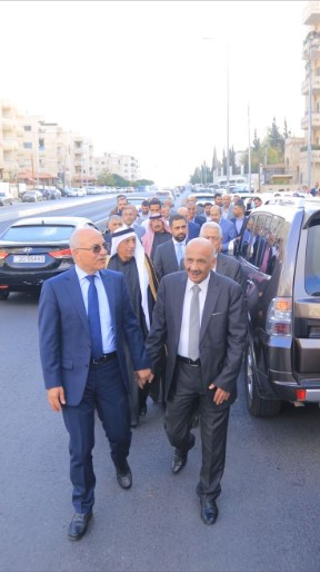 Madar Al-Saa Images 0.8399077858994233