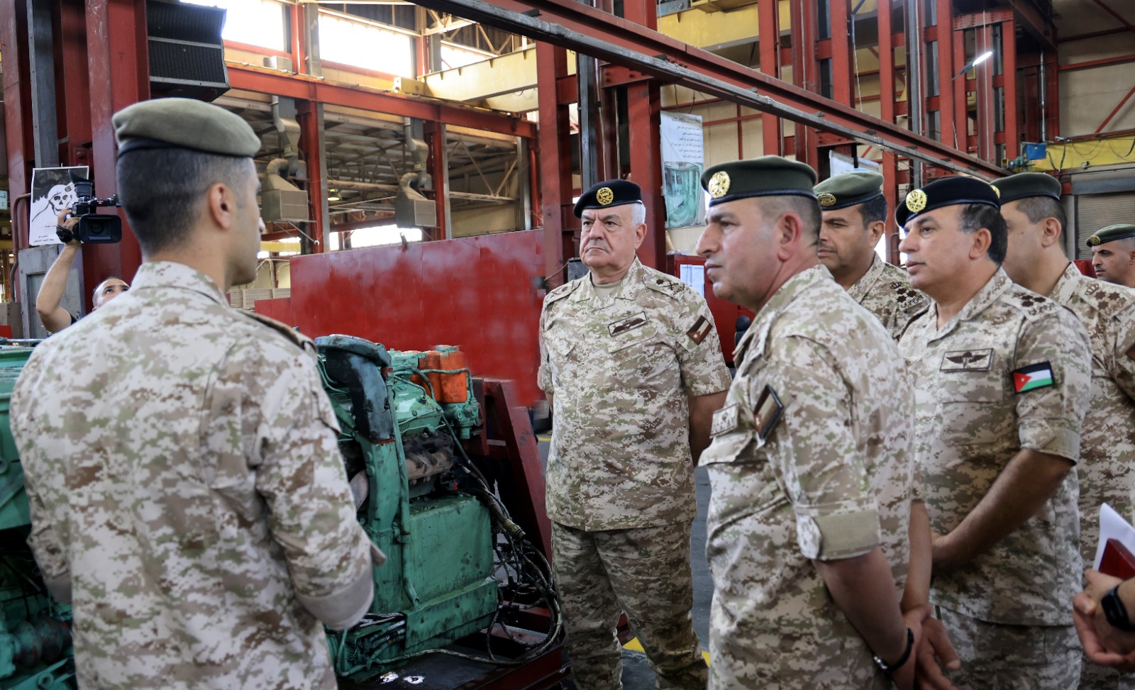 Madar Al-Saa Images 0.9887726391953722