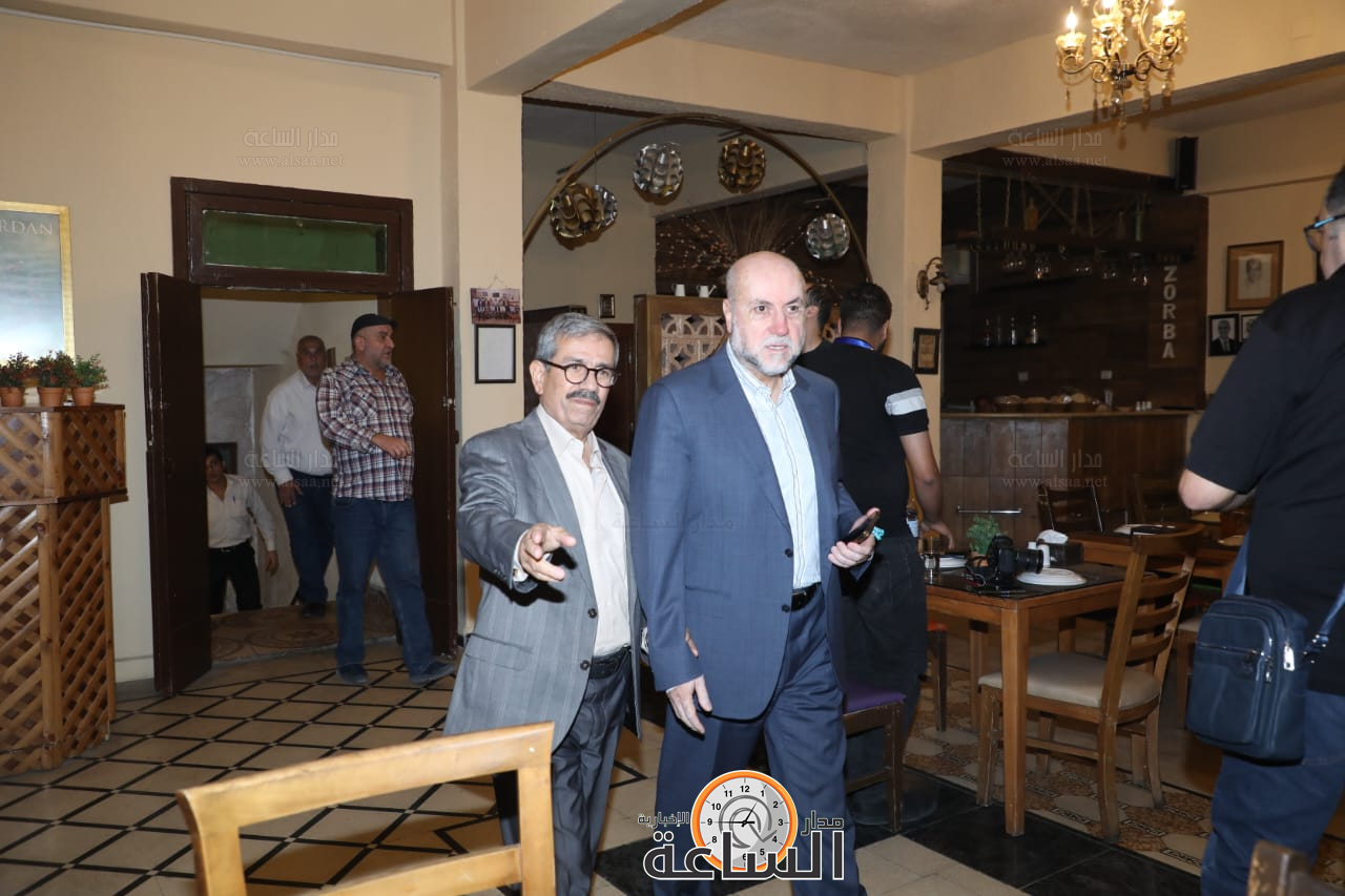 Madar Al-Saa Images 0.38853251459219473