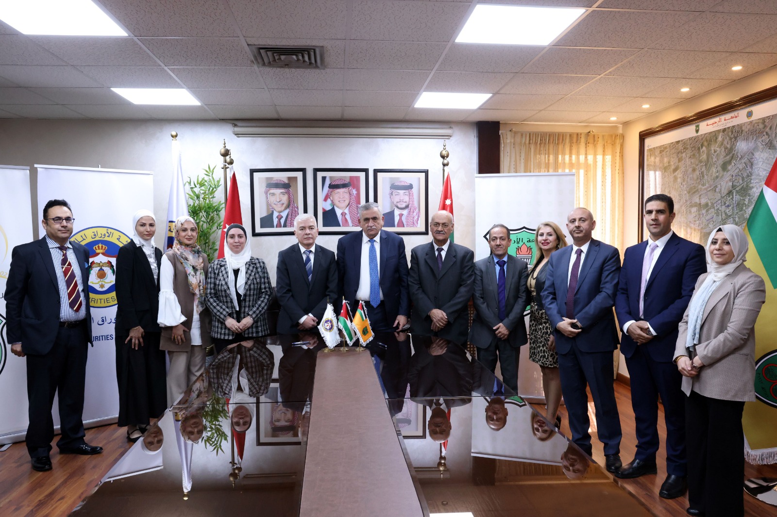 Madar Al-Saa Images 0.014736674259670401