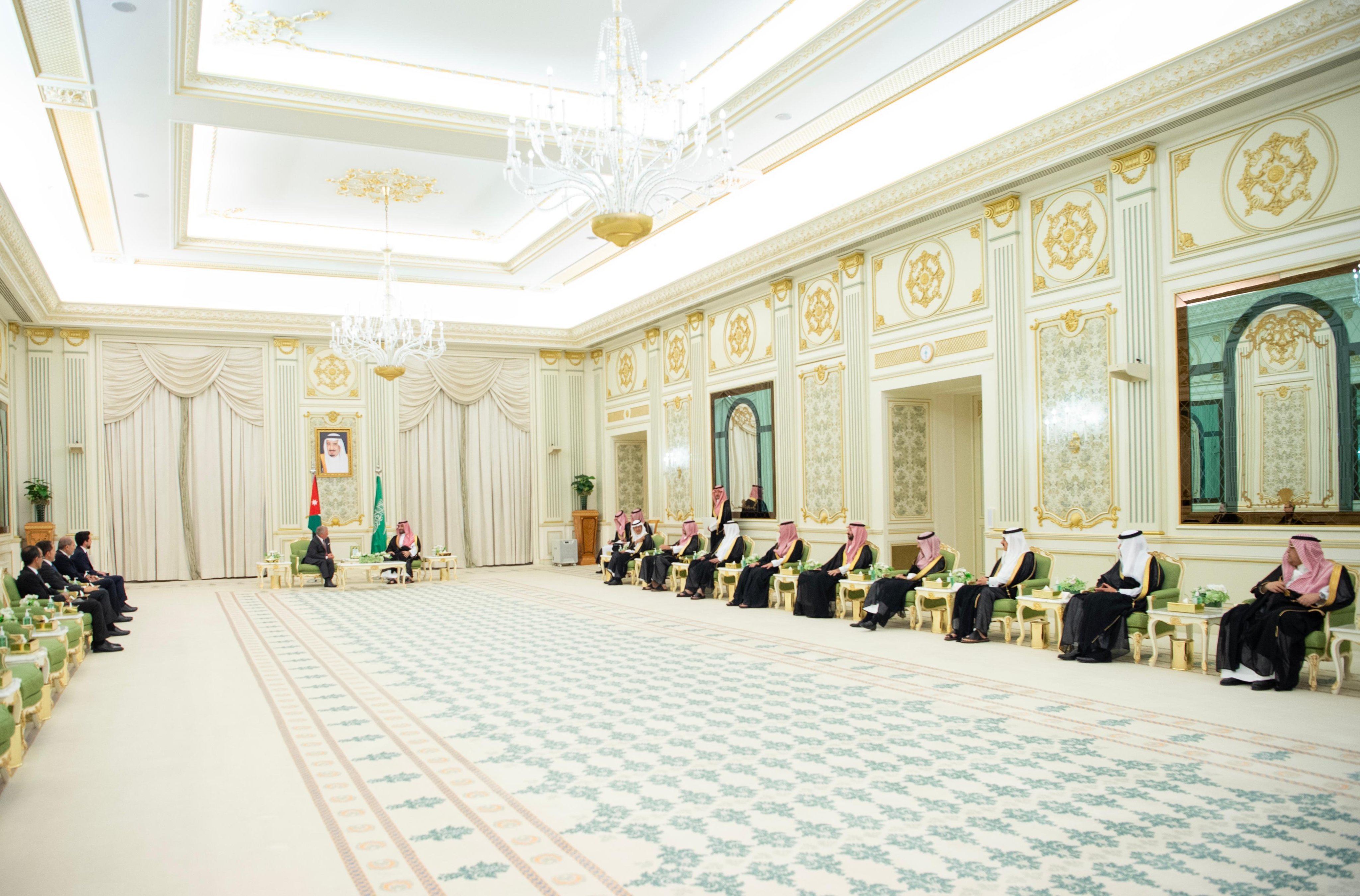 Madar Al-Saa Images 0.9441331268926472