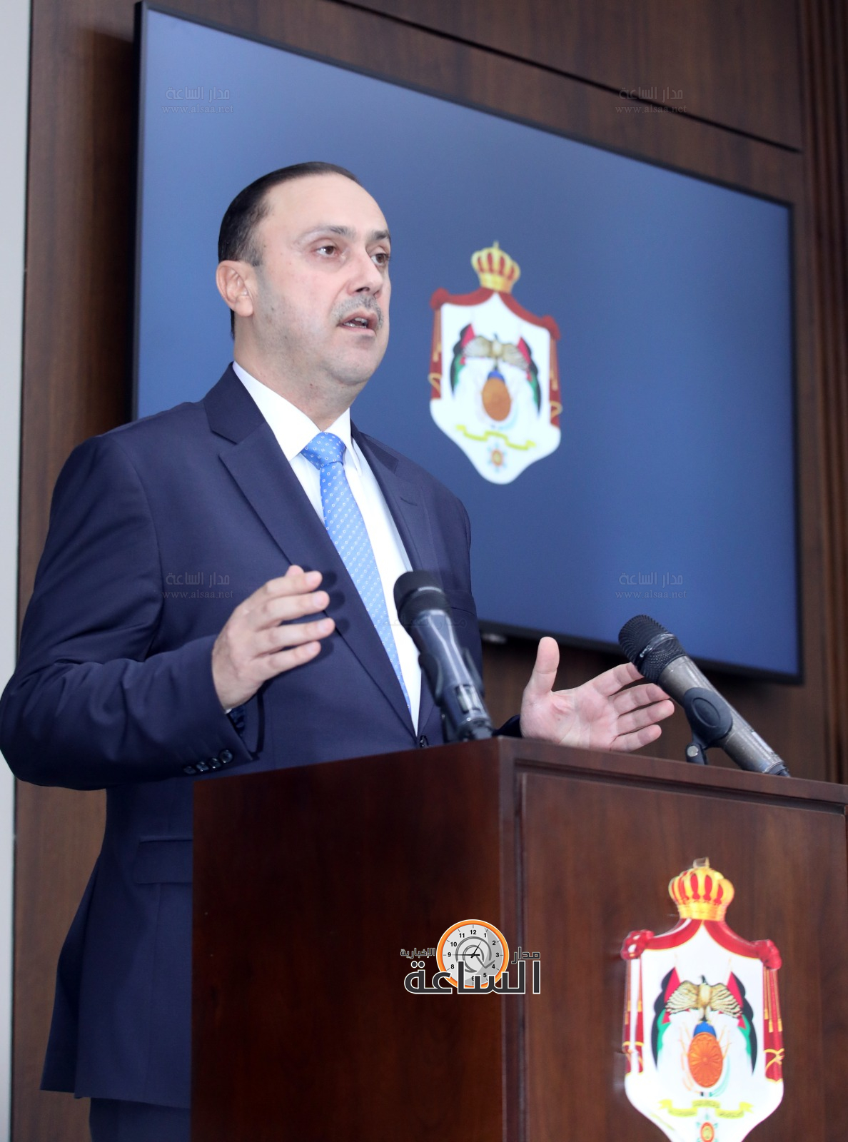 Madar Al-Saa Images 0.6181955380182145