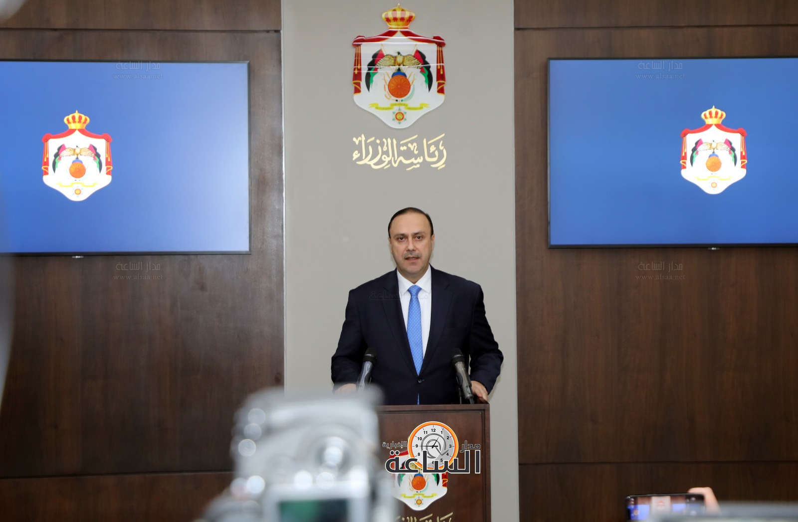 Madar Al-Saa Images 0.7428548499221497