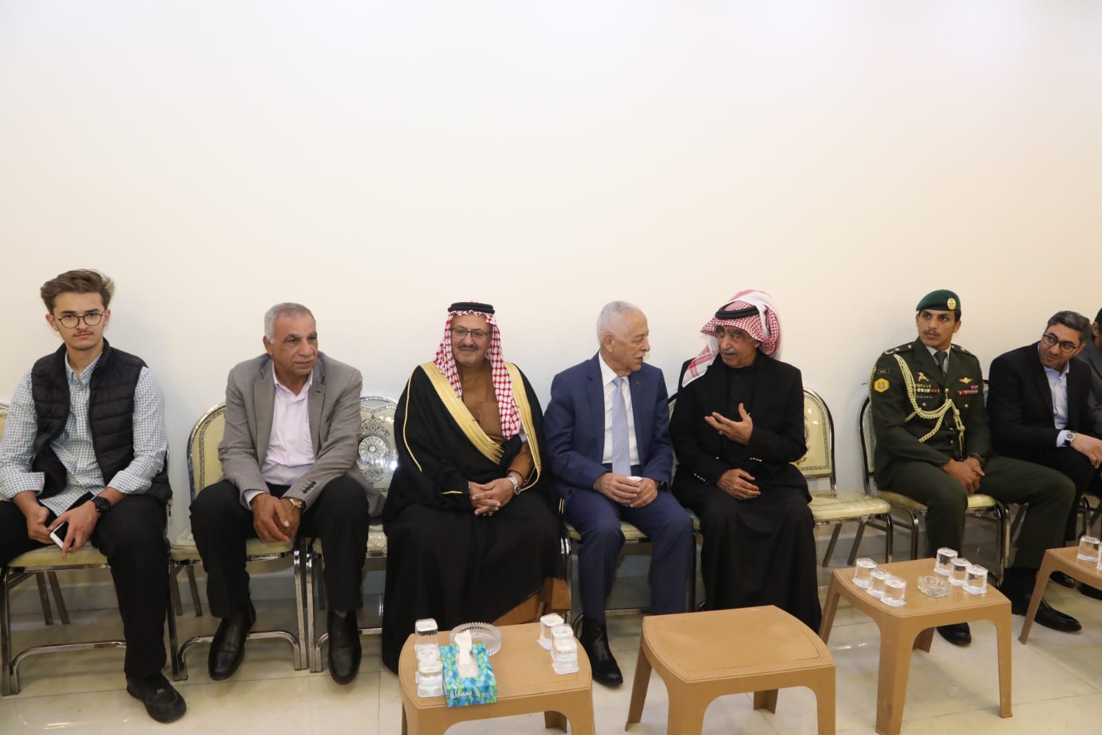 Madar Al-Saa Images 0.5756179071146625