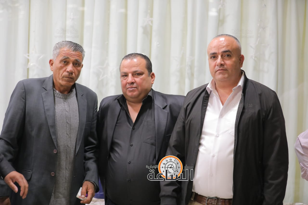 Madar Al-Saa Images 0.9395384764239607