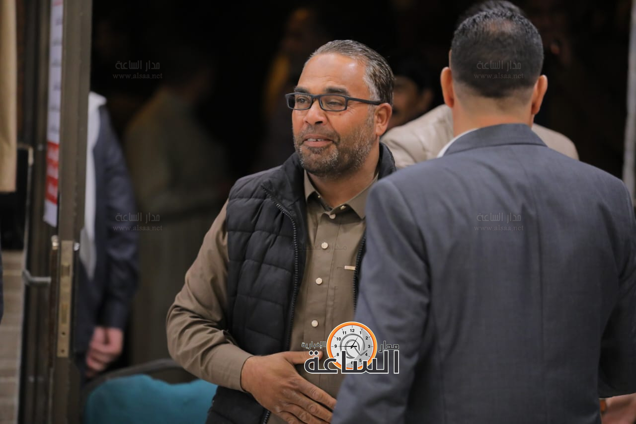 Madar Al-Saa Images 0.6928327122218734