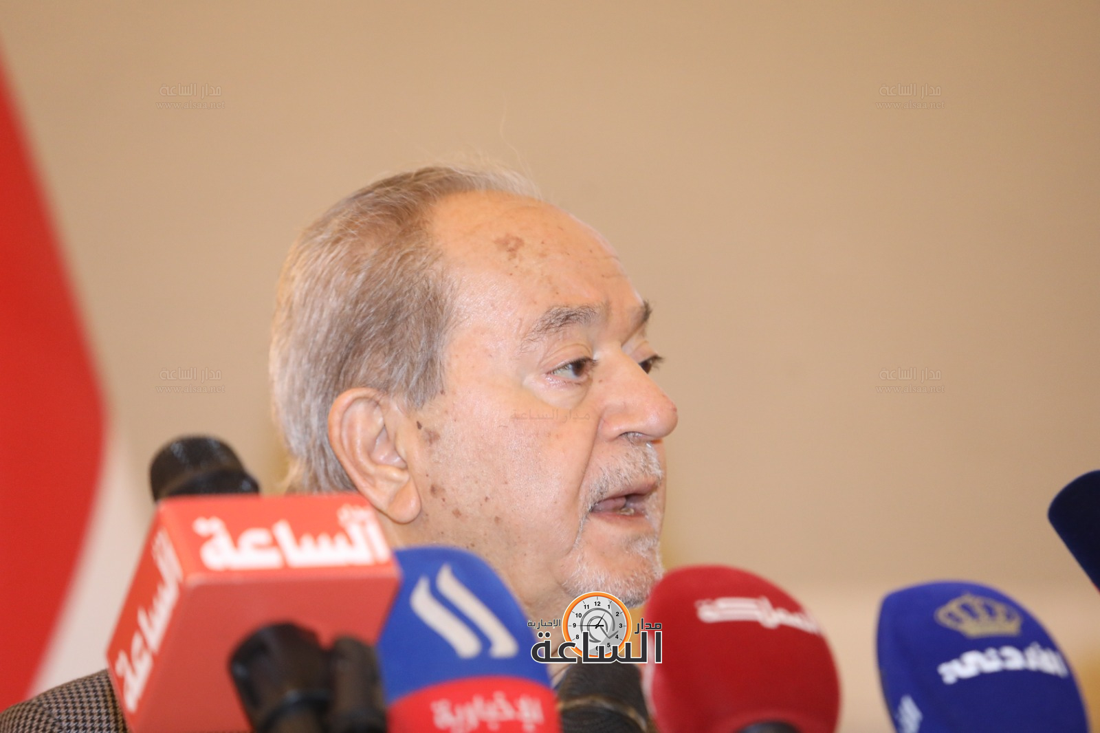 Madar Al-Saa Images 0.5724769319029159