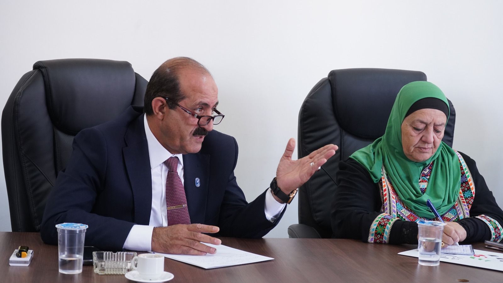 Madar Al-Saa Images 0.07871383046593095