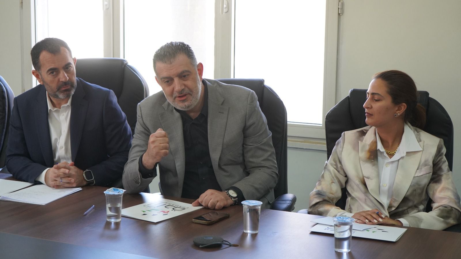 Madar Al-Saa Images 0.7970962762498817