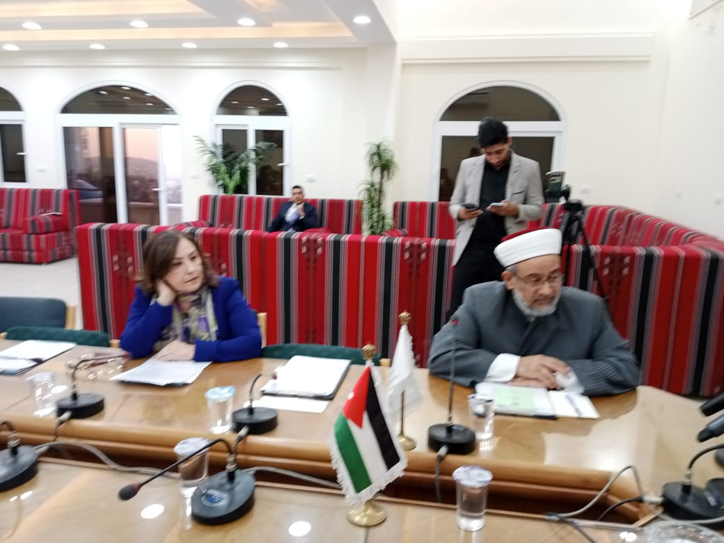 Madar Al-Saa Images 0.2585360226369924