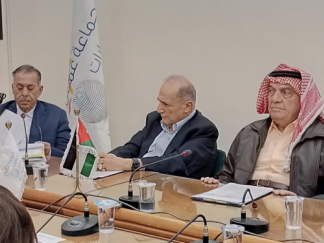 Madar Al-Saa Images 0.7306501927375699