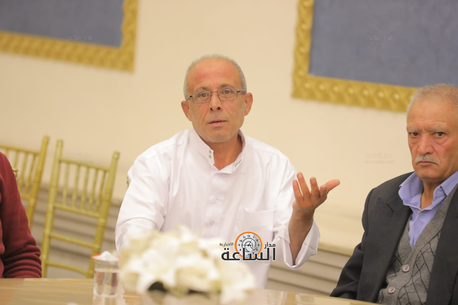 Madar Al-Saa Images 0.024461292715687755