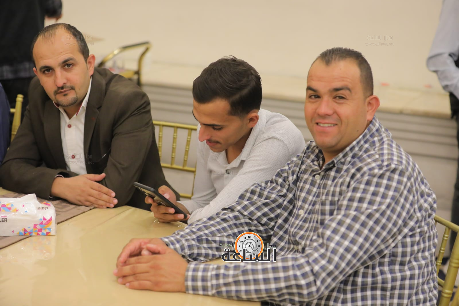 Madar Al-Saa Images 0.48745690125808383