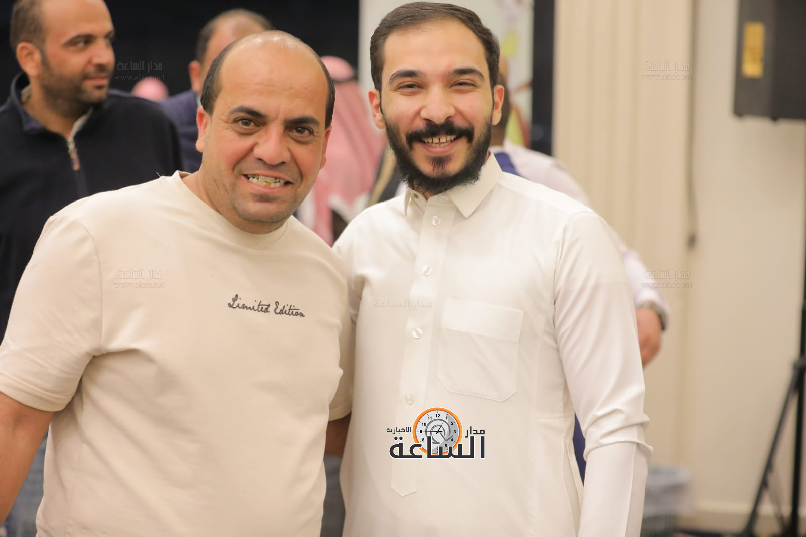 Madar Al-Saa Images 0.37315359574366136