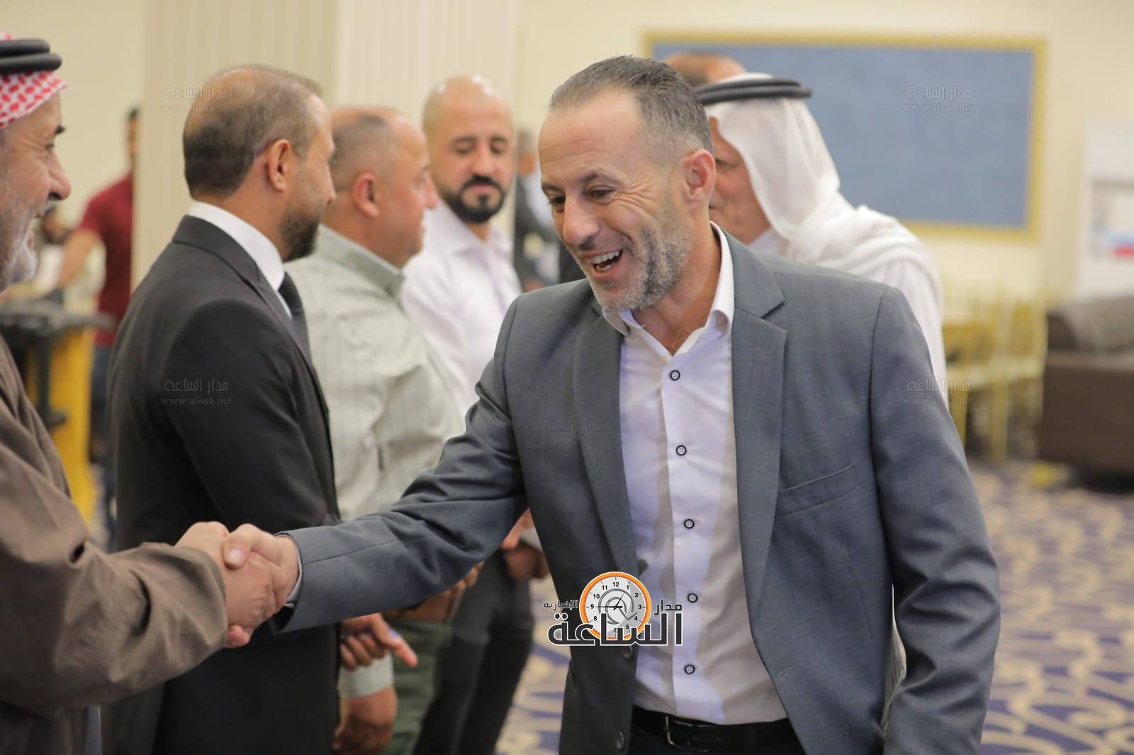 Madar Al-Saa Images 0.8766423890694082