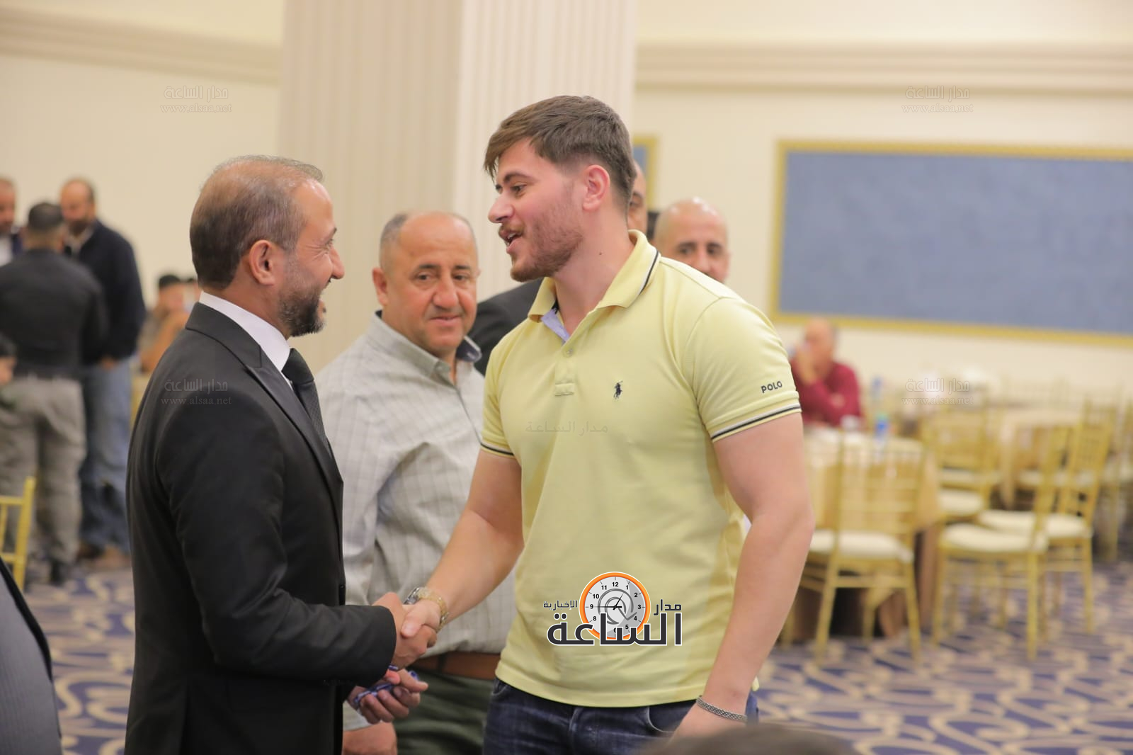 Madar Al-Saa Images 0.38742841909838255