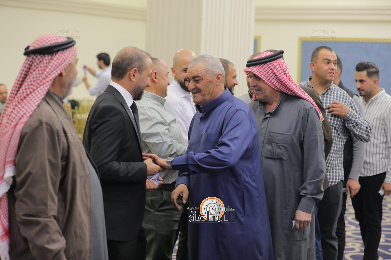 Madar Al-Saa Images 0.3795794341444343