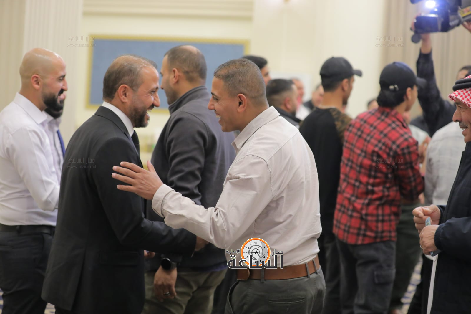 Madar Al-Saa Images 0.6250001386257598