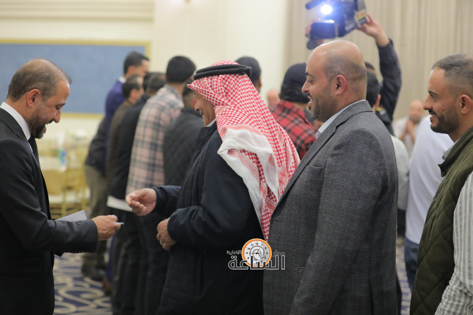 Madar Al-Saa Images 0.5879395886904399