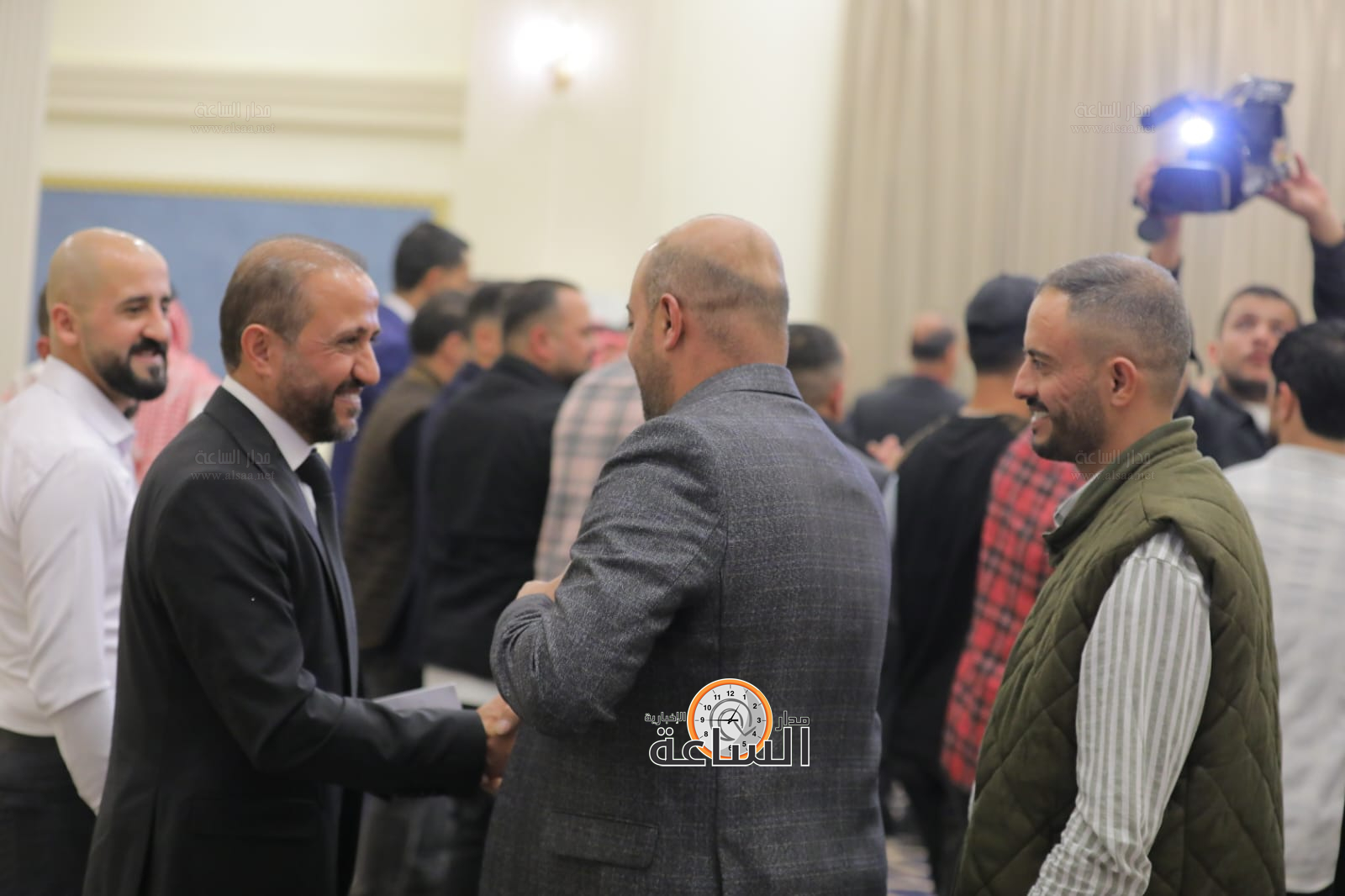 Madar Al-Saa Images 0.37267627579021023