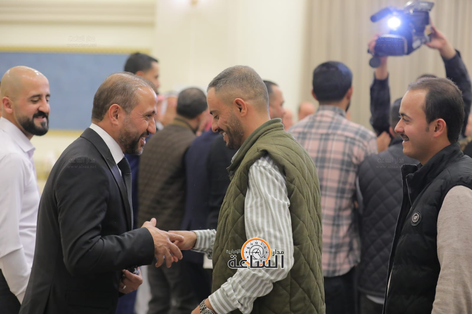 Madar Al-Saa Images 0.3370282826382265