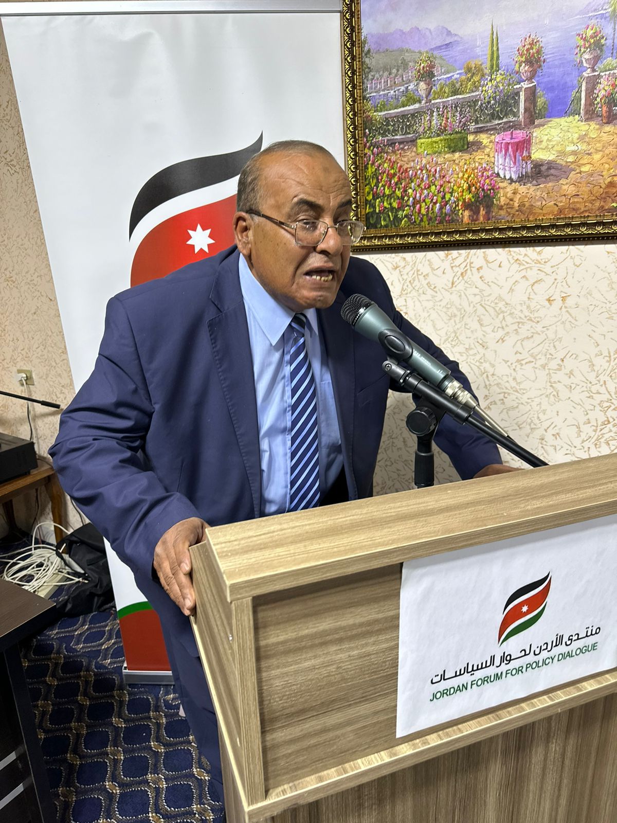 Madar Al-Saa Images 0.8367033393967995