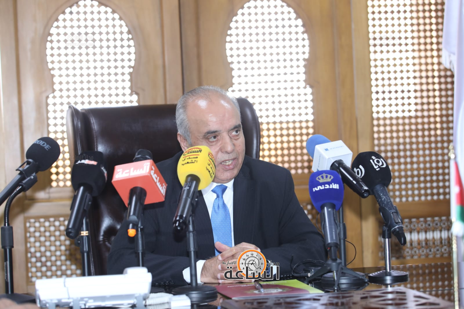 Madar Al-Saa Images 0.13093320046344292