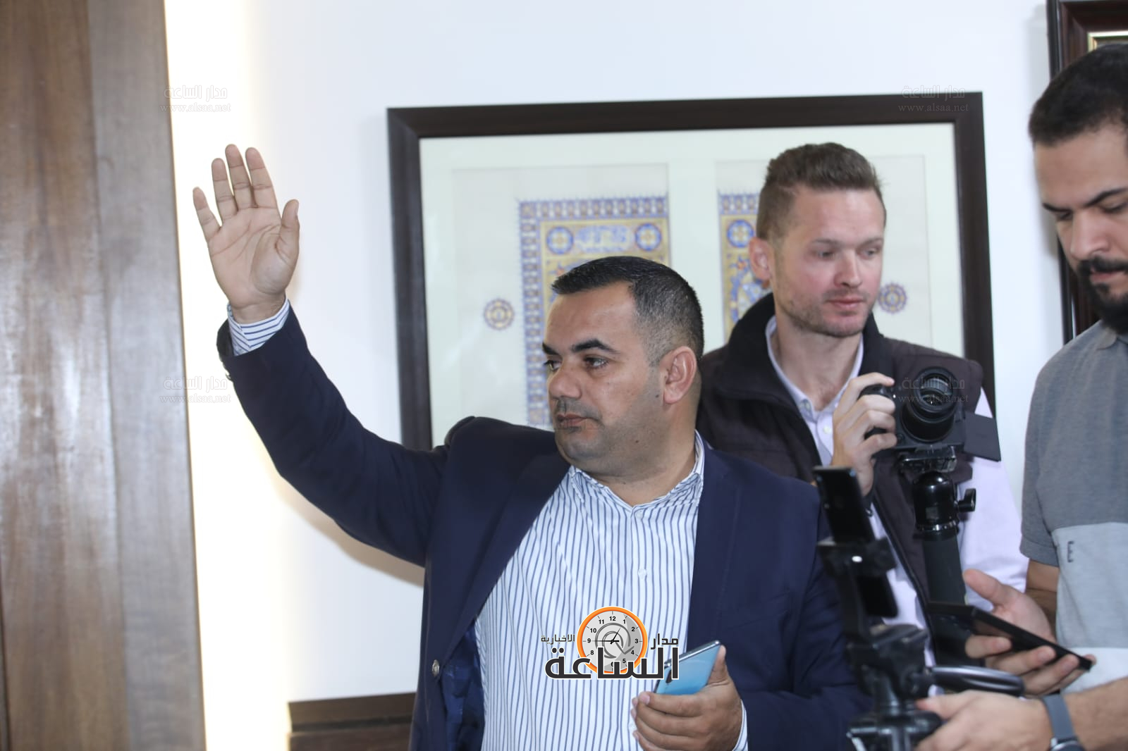 Madar Al-Saa Images 0.9192423043384044