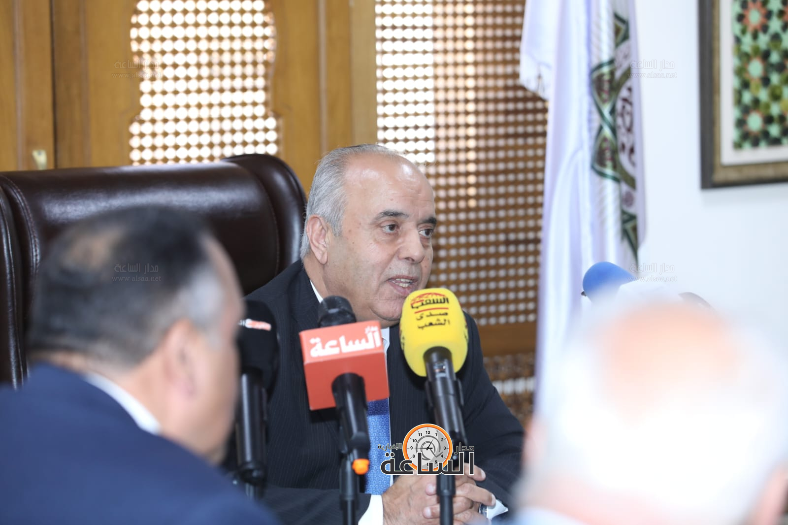 Madar Al-Saa Images 0.5514910503914481