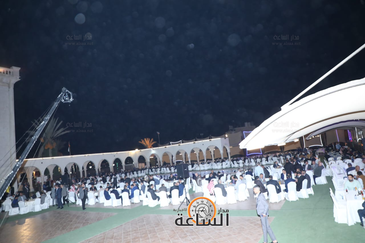 Madar Al-Saa Images 0.32633380485517893